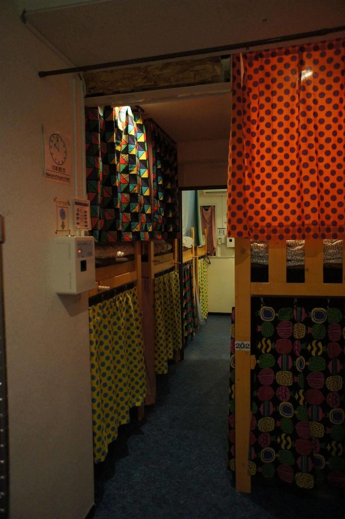 Hostel Base Point Ōsaka Exterior foto